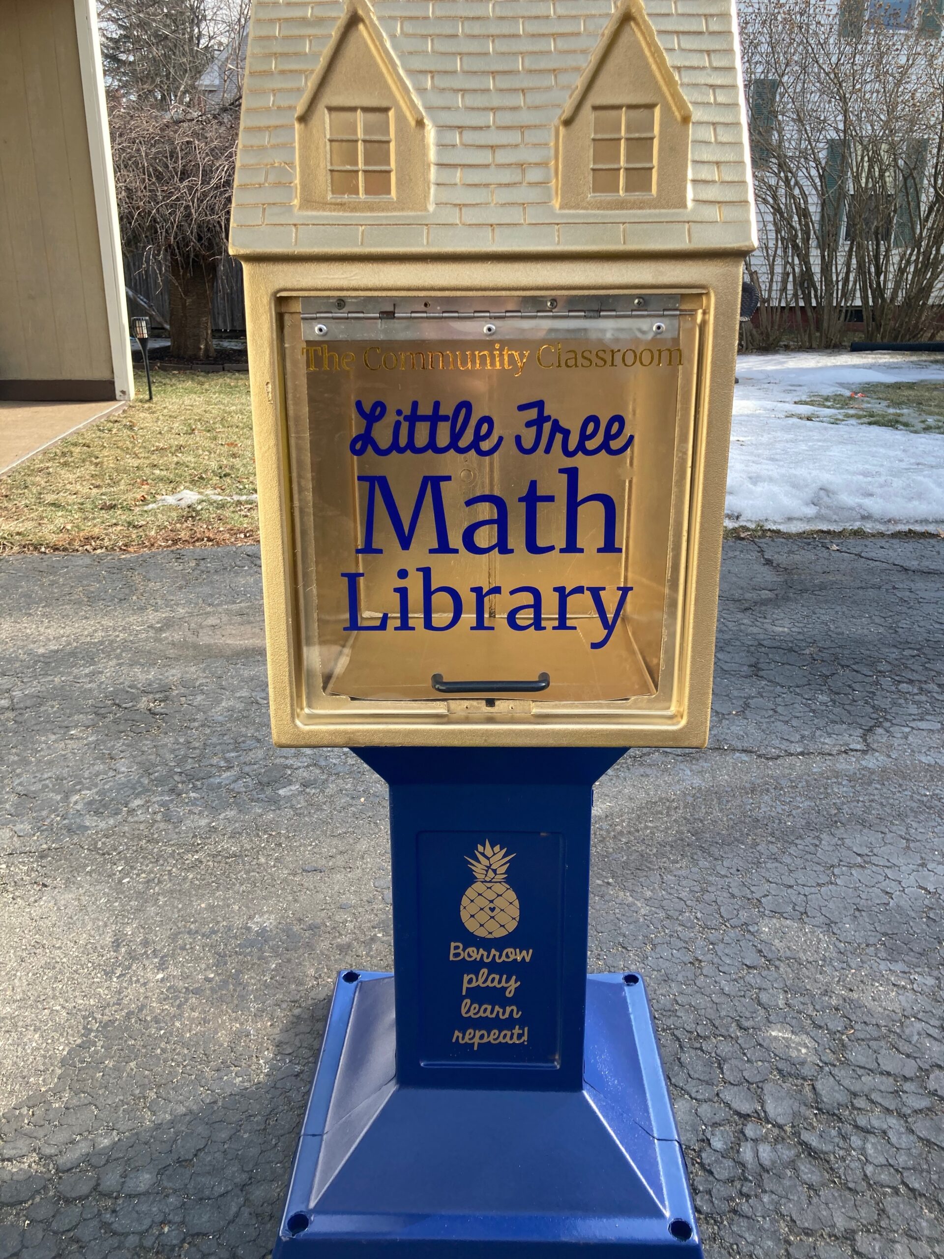 How to Plan For a Little Free Math Library • The Community Classroom