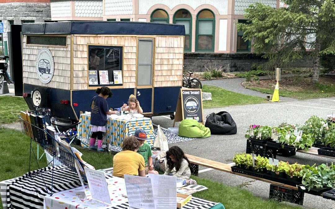 Wednesday Magic: The Little Community Classroom Space Trailer Returns to the Florence Farmers’ Market